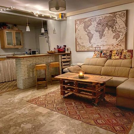 La Casa De Payan Con Parking Gratuito! Apartment กามาส ภายนอก รูปภาพ